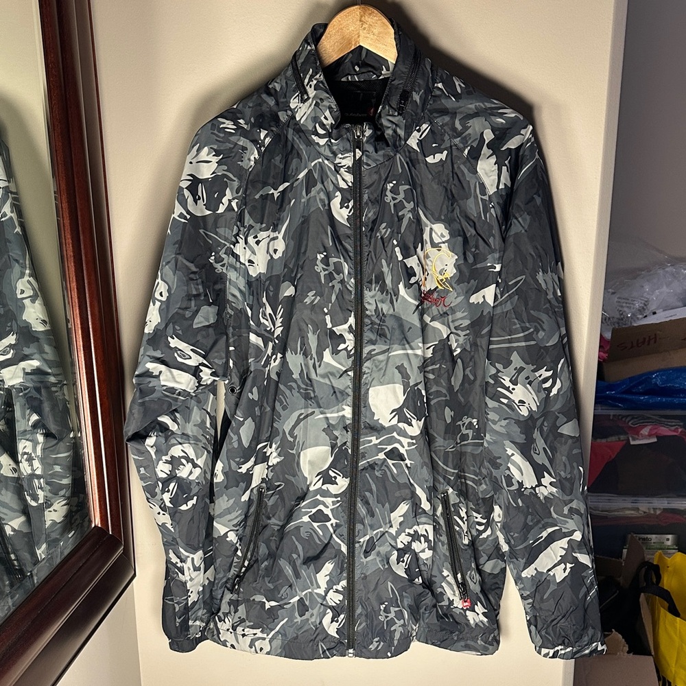 Quiksilver Men's Gray Camouflage Windbreaker Big Surf Edition Eddie Aikua.